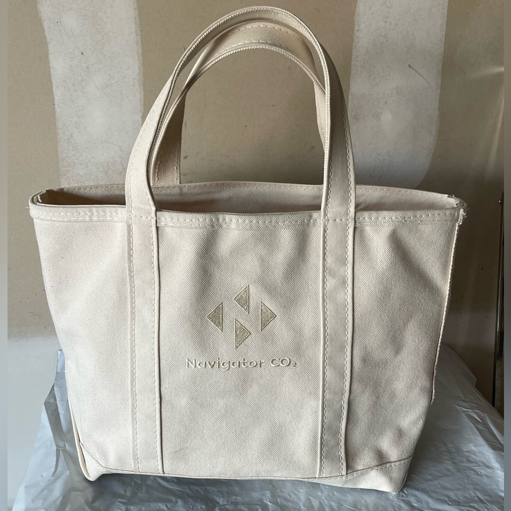 L.L Bean Boat and Tote® Open-Top Medium Bag in Natural Short Handles